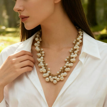 Classic Pearl Flower Necklace