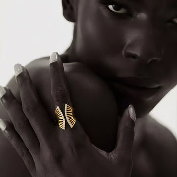 Antique-Gilt · Fan-Feather CZ Ring