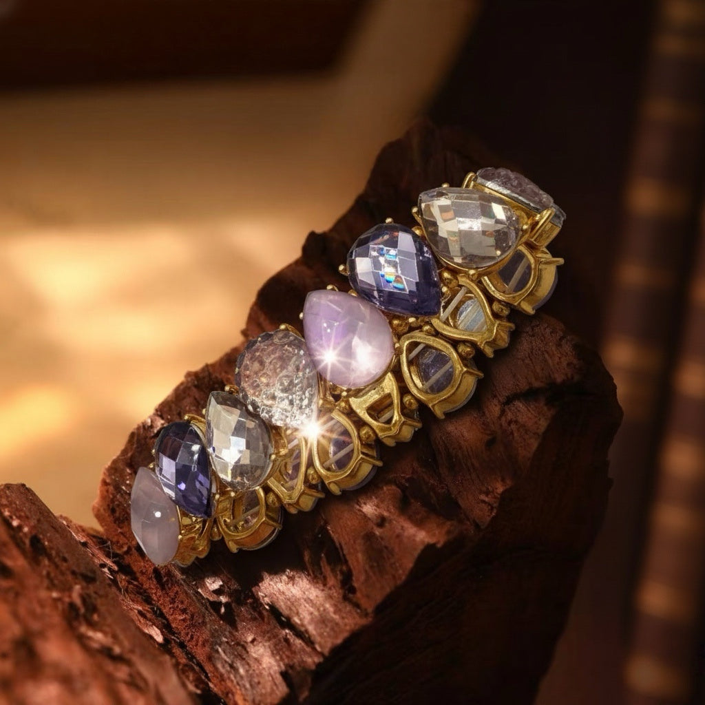 Antique-Gilt Prong-Set · Quad Teardrop Bracelet